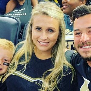 Meet your Posher, Whitney